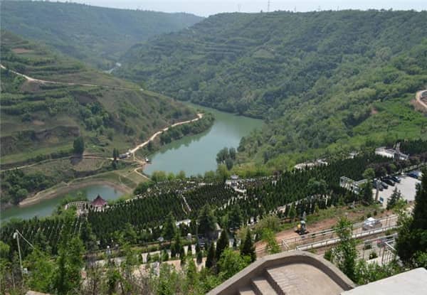 西安高橋墓園 最新價(jià)格表 實(shí)時(shí)報(bào)價(jià) 免費(fèi)接送看墓