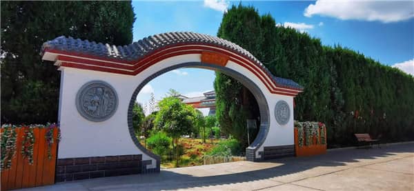 西安的漢皇樹葬墓園的墓穴價(jià)格是多少呢