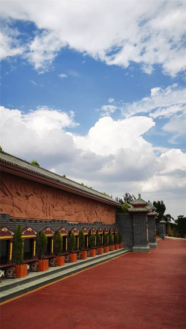 閻良漢皇樹葬墓園如何成為“昔日皇家陵園，今朝百姓福地”的理想歸宿地？