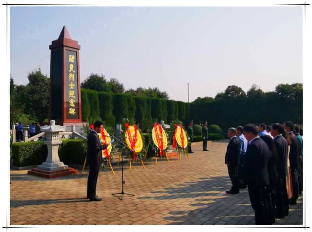 閻良漢皇樹葬墓園受華商報(bào)等媒體報(bào)道，引領(lǐng)綠色殯葬新風(fēng)尚