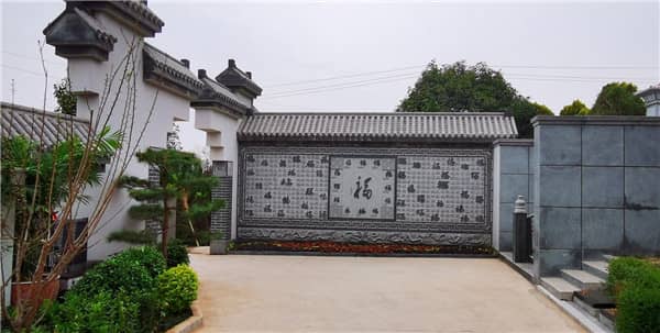 閻良漢皇樹(shù)葬骨灰公墓如何將墓園園林化、多樣化、藝術(shù)化和管理現(xiàn)代化、服務(wù)人性化的理念融入到日常運(yùn)營(yíng)中？