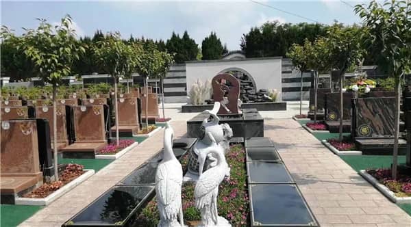 西安漢皇樹葬墓園位于哪里，其環(huán)境如何？