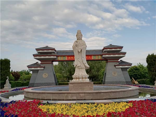 查一下西安漢皇樹(shù)葬墓園的地址在哪里