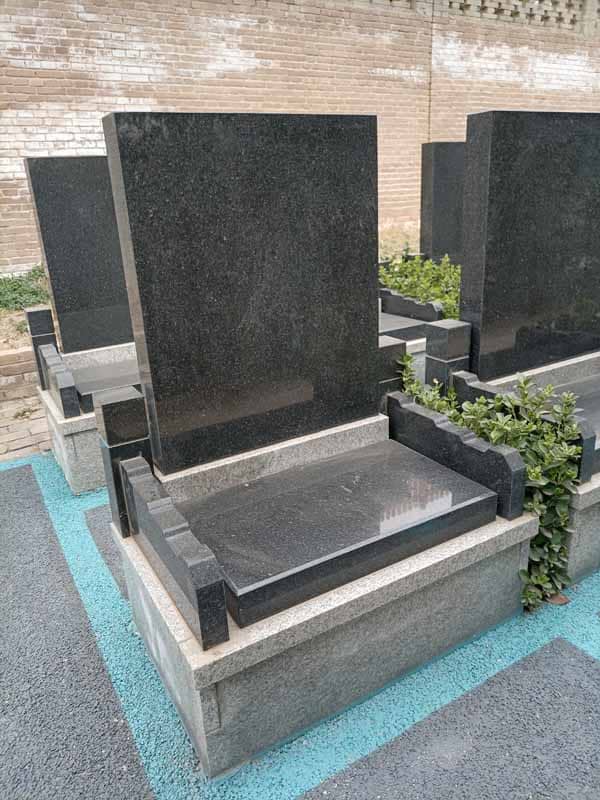 閻良漢皇樹葬骨灰公墓提供了哪些類型的葬法？