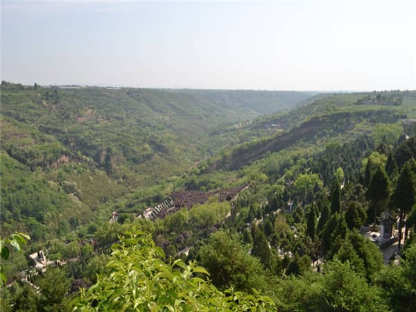 西安壽陽(yáng)山墓園路線，公墓為您守護(hù)平安
