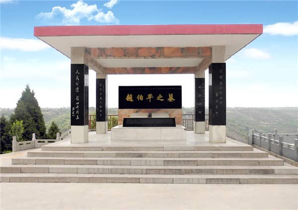 南郊韋曲南站有哪些公交車可以到達(dá)西安壽陽山墓園？