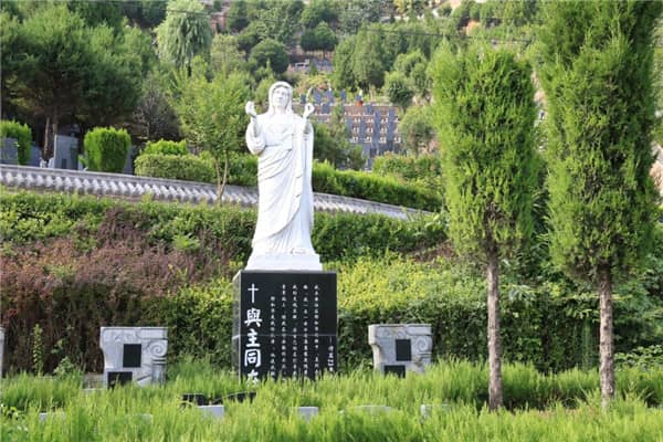 西安壽陽山公墓的具體位置在哪里？如何方便地找到這個地點？