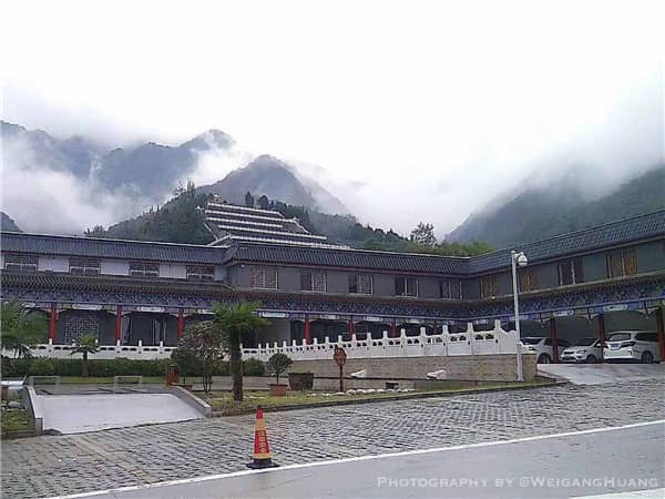 如果想了解更多關(guān)于西安九龍山公墓的服務(wù)內(nèi)容，應(yīng)該如何操作？