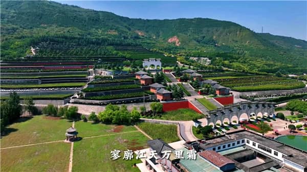 西安市霸陵墓園上班嗎,劃算≠性?xún)r(jià)比