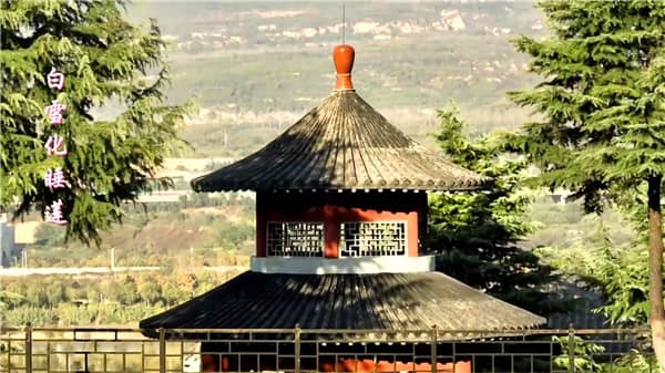 西安霸陵墓園新區(qū)中元節(jié)，緬懷故人