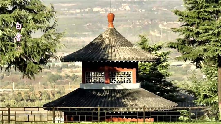 西安霸陵墓園新區(qū)開(kāi)展代客祭掃和網(wǎng)上祭奠服務(wù)