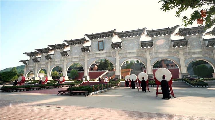 西安霸陵墓園新區(qū)的交通狀況如何？