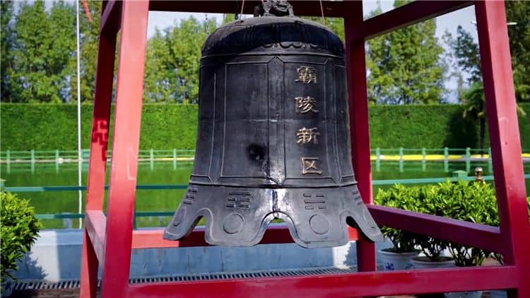 西安霸陵墓園新區(qū)是否提供個(gè)性化的墓碑雕刻服務(wù)？