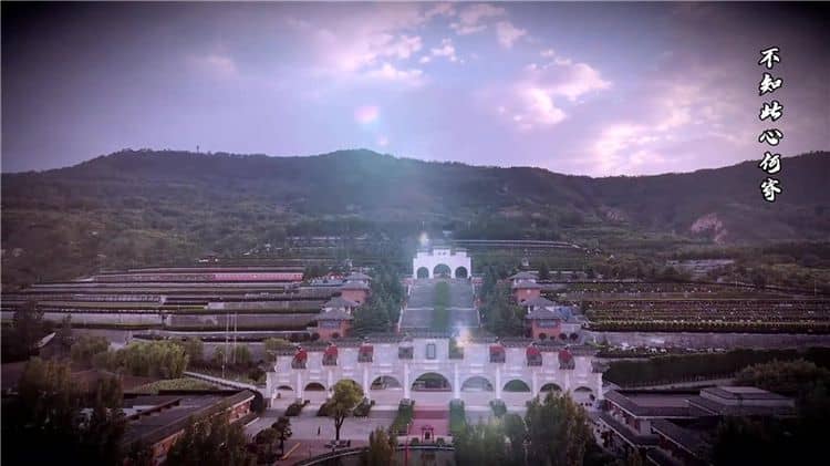 草坪葬相比傳統(tǒng)墓葬有哪些優(yōu)勢？