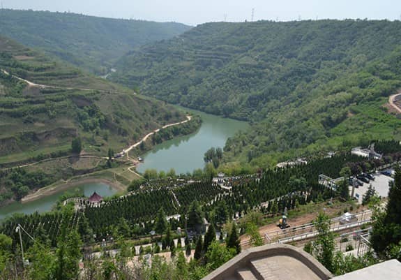 西安高橋墓園里面，購買注意事項