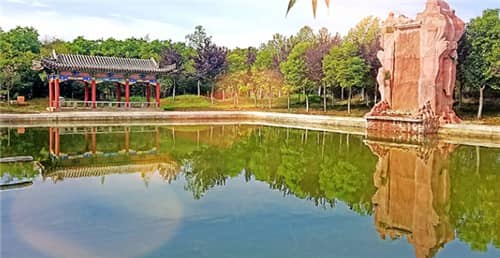 三周年去墳地怎么請靈_傳統(tǒng)流程與現(xiàn)代建議
