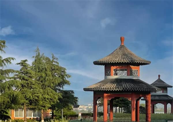 墓地預(yù)約咨詢時如何規(guī)劃預(yù)算？